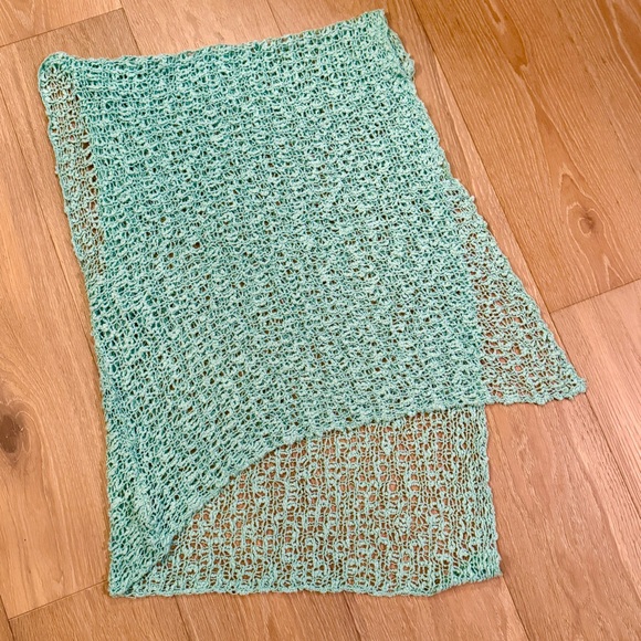 Women's Sea Green Poncho - Picture 2 of 3